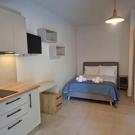 Elia Tree Apartment